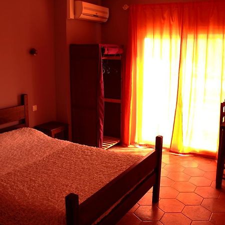 Hotel Le Couloubrier ル・ムイ エクステリア 写真
